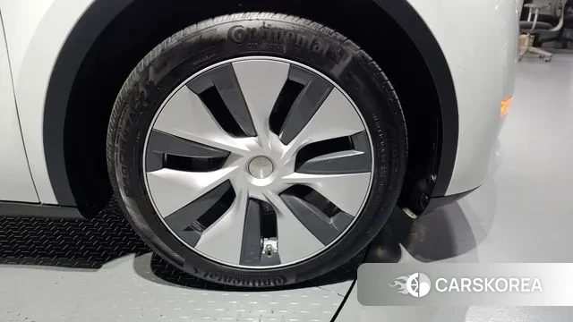 Tesla Model Y id 3400714 из Кореи 15