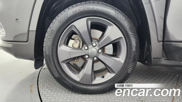 Jeep Cherokee (KL) id 2748769 из Кореи 15