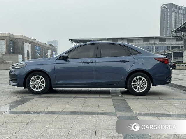 Ford Forrest id 4387330 из Китая 14