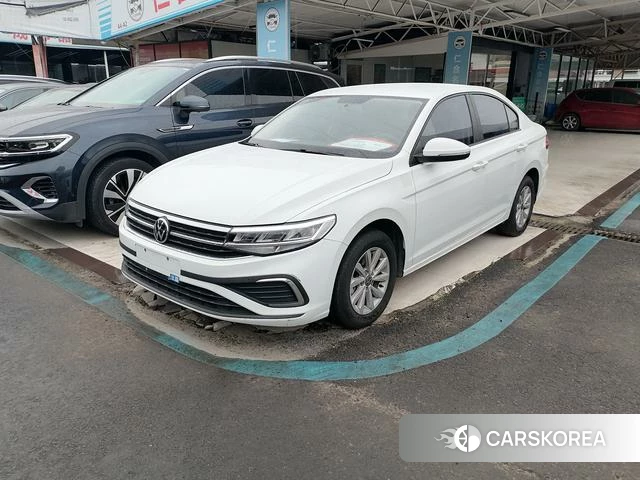 Volkswagen Bora 2024 Белый из Китая, фото 6