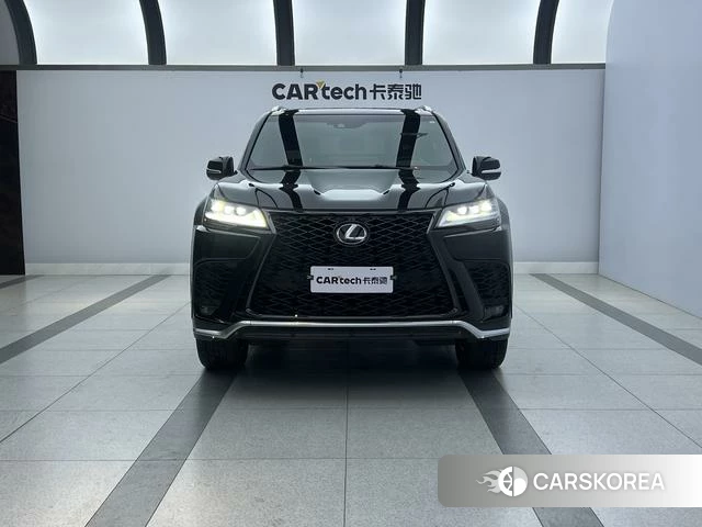 Lexus LX id 4263384 из Китая 28