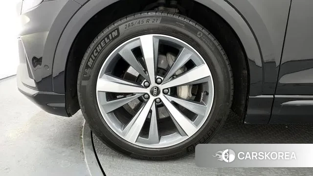 Audi Q8 (4M) id 3676157 из Кореи 15