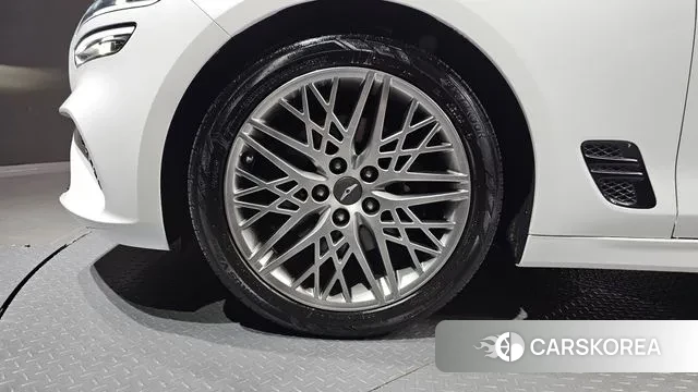 Genesis The New G70 id 3607379 из Кореи 15