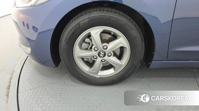 Hyundai Avante AD id 4918882 из Кореи 25