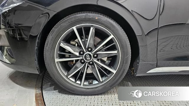 Hyundai The New Grandeur IG id 3916702 из Кореи 15