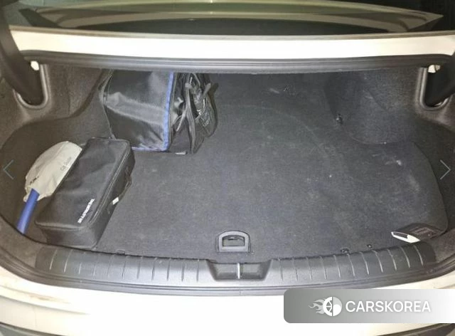 Hyundai Grandeur (GN7) id 4186028 из Кореи 11