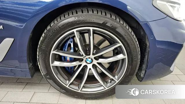 BMW 5 Series (G30) id 3390553 из Кореи 15