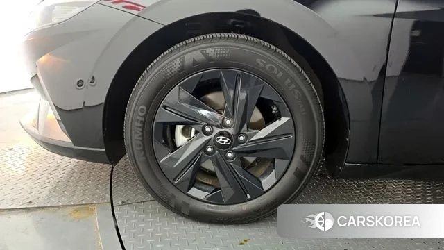 Hyundai Avante (CN7) id 3576708 из Кореи 15