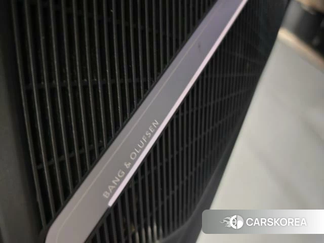 Audi Q5L 2023 Черный из Китая, фото 5