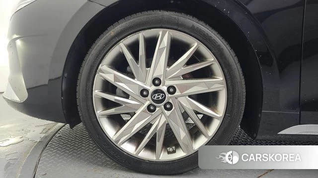 Hyundai The New Grandeur IG id 4745296 из Кореи 33