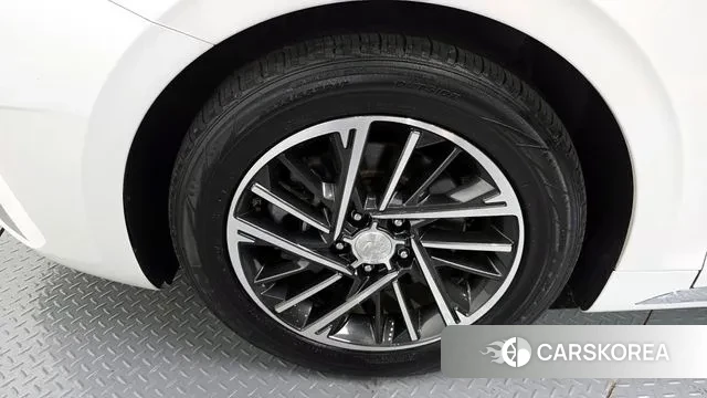 Hyundai The New Grandeur IG id 3044098 из Кореи 15