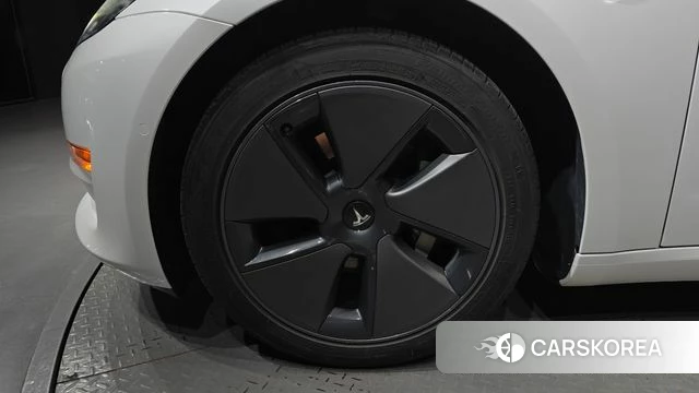 Tesla Model 3 id 4730918 из Кореи 24