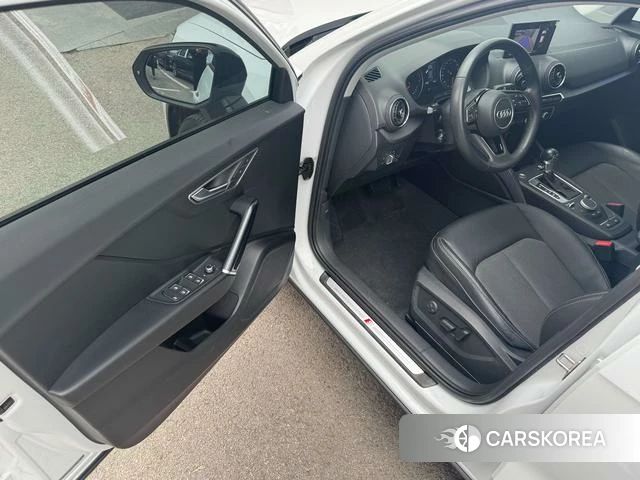 Audi Q2L id 4261206 из Китая 25