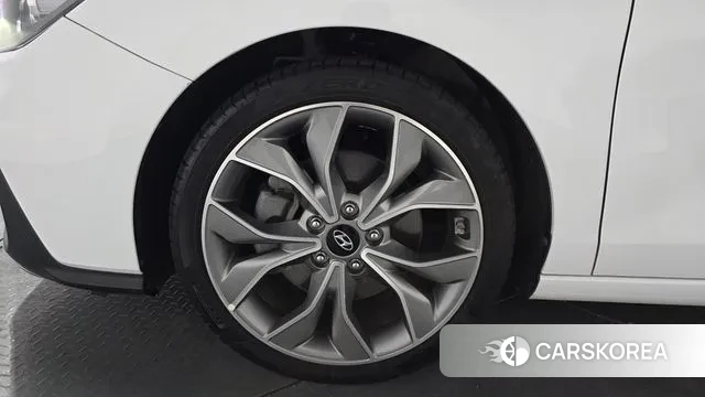 Hyundai i30 (PD) id 3479716 из Кореи 15