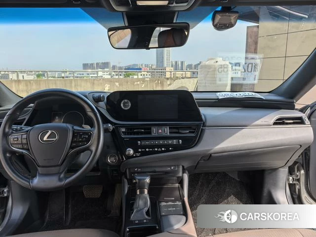 Lexus ES 2022 Серебристо-серый из Китая, фото 5