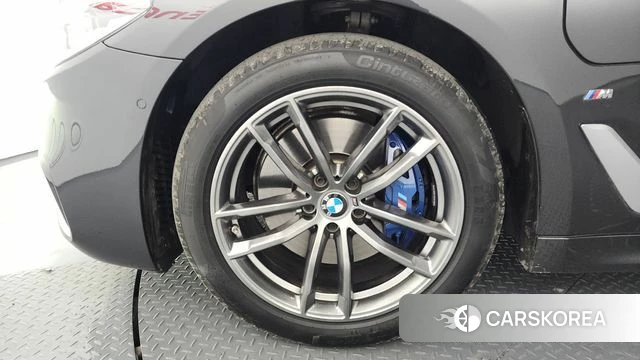 BMW 5 Series (G30) id 3924401 из Кореи 15