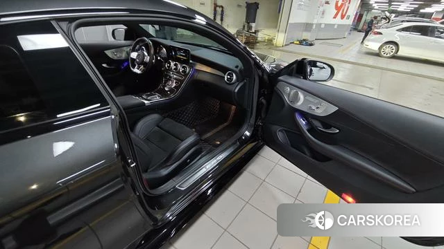 Mercedes-Benz C-class AMG 2023 Темно-серый из Китая, фото 5
