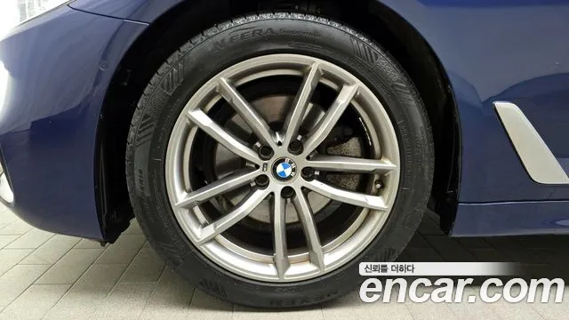 BMW 5 Series (G30) id 2854971 из Кореи 15