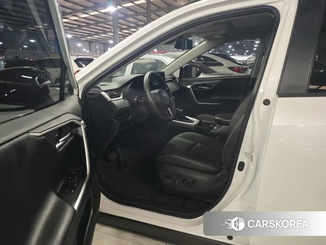 Toyota RAV4 Rongfang 2023 Белый из Китая, фото 5