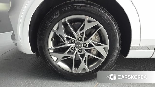 Genesis GV70 id 4178304 из Кореи 15