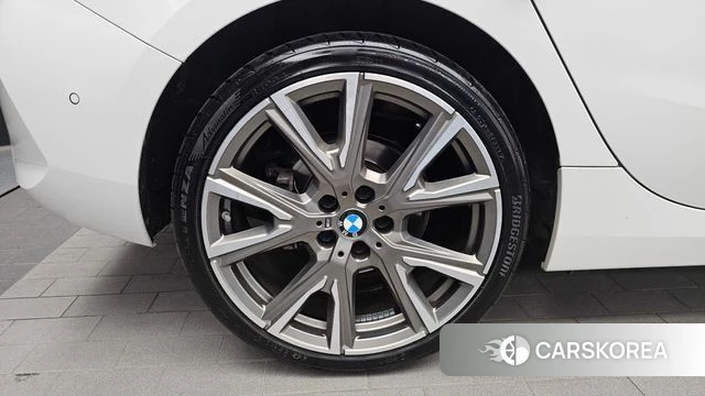 BMW 1 Series (F40) id 4625311 из Кореи 25