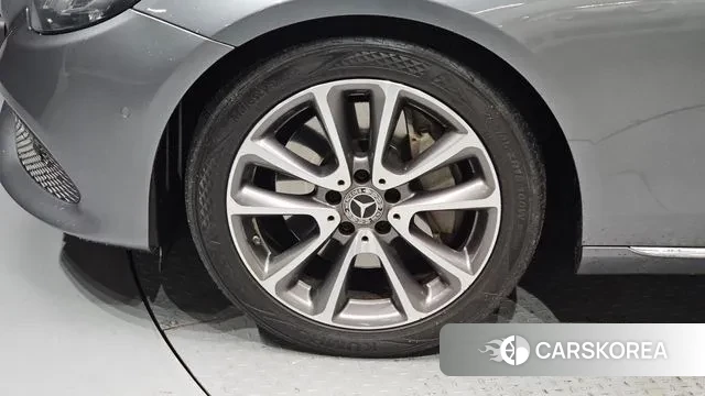 Mercedes-Benz E-Class W213 id 3736939 из Кореи 15