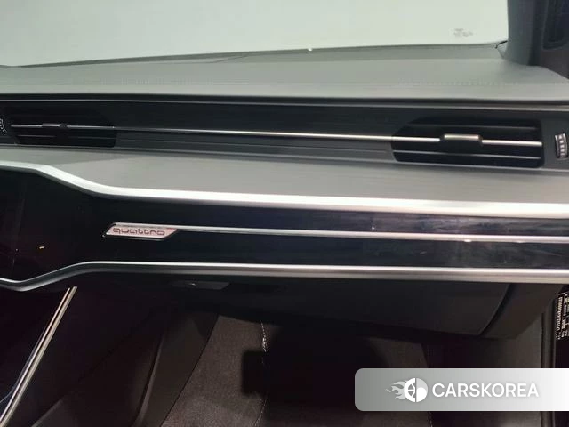 Audi A6L id 4216945 из Китая 20
