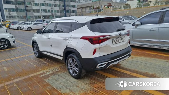 Kia Seltos id 4495918 из Кореи 15