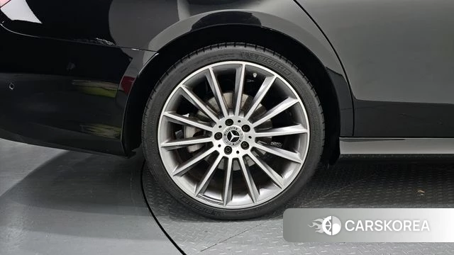Mercedes-Benz E-Class W213 id 4389651 из Кореи 27