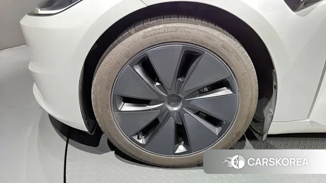 Tesla Model 3 id 3305147 из Кореи 15