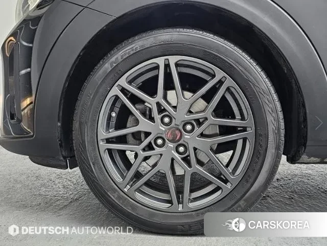 Kia Stonic id 3593251 из Кореи 15