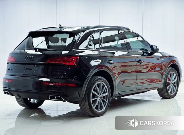 Audi Q5L id 4258623 из Китая 16