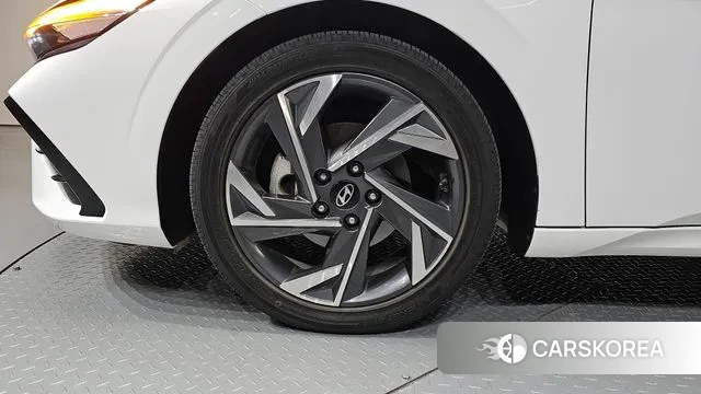 Hyundai The New Avante (CN7) id 3690117 из Кореи 15