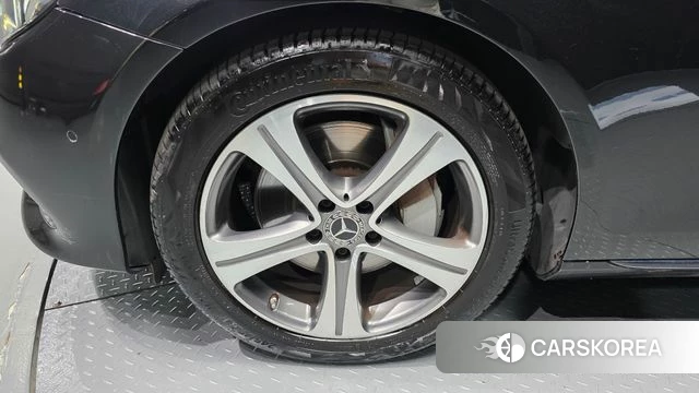 Mercedes-Benz E-Class W213 id 4751002 из Кореи 27