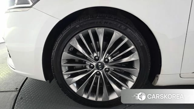 Kia Come New K7 id 3829153 из Кореи 15