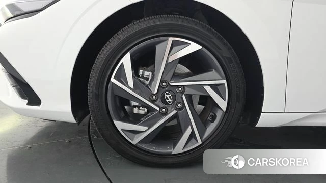 Hyundai The New Avante Hybrid (CN7) id 4493529 из Кореи 15