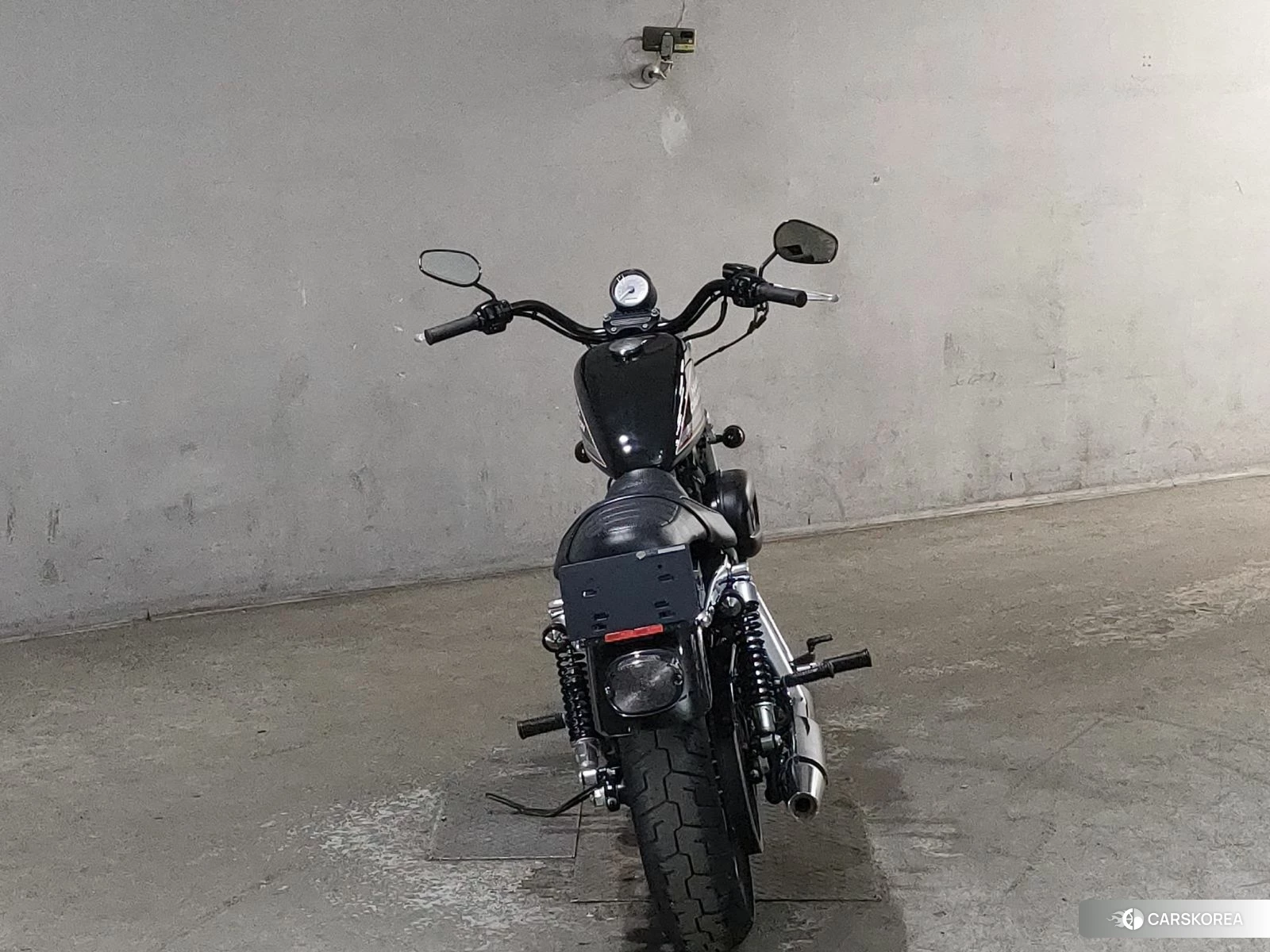 Проданный Harley-Davidson Sportster XL883R 2010 из Японии, фото 2