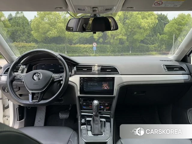 Volkswagen Lingdu 2021 Белый из Китая, фото 5