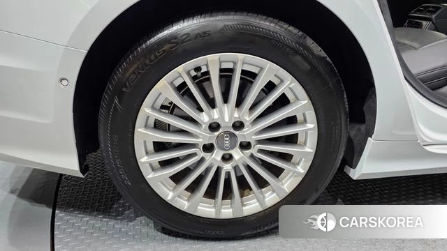 Audi A6 (C8) id 4350922 из Кореи 33