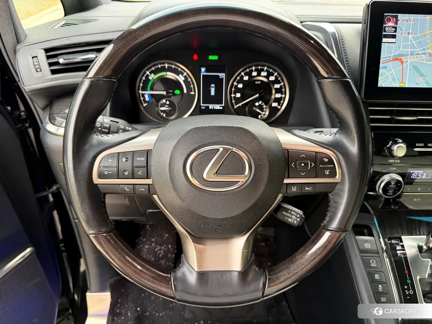 Lexus LM id 4679920 из Китая 19