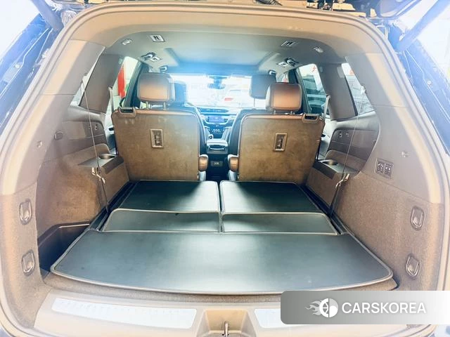 Cadillac XT6 id 4254277 из Китая 19