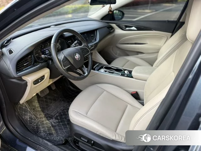 Buick Regal 2021 Темно-серый из Китая, фото 5