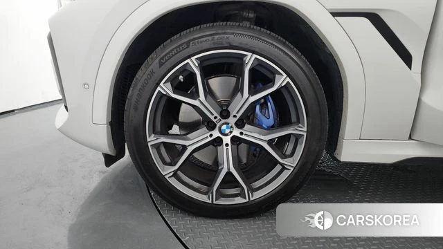 BMW X6 (G06) id 4631701 из Кореи 29