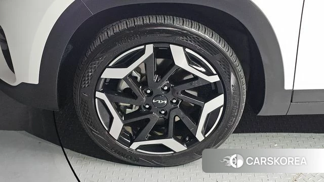 Kia The New Seltos id 4354443 из Кореи 25