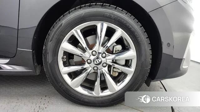 Kia The New Carnival id 3703858 из Кореи 15