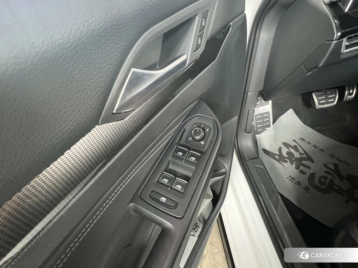 Volkswagen Golf id 4510648 из Китая 12