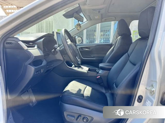 Toyota RAV4 Rongfang 2021 Серебристо-серый из Китая, фото 5