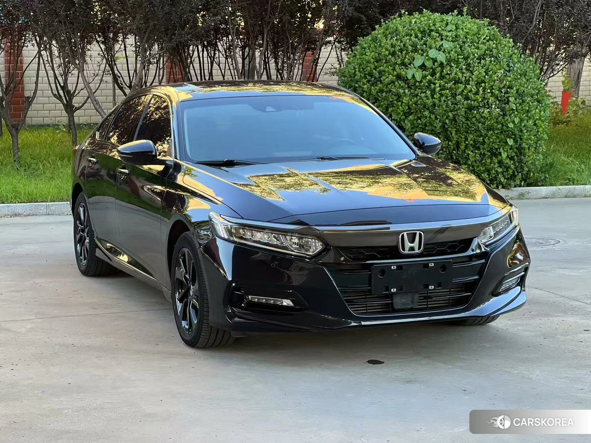 Honda Accord id 4515120 из Китая 8