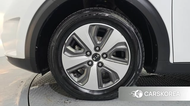 Kia Niro id 4944315 из Кореи 15