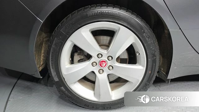 Jaguar XF (X260) id 4525968 из Кореи 31